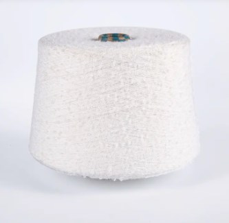 ¿Cómo mejora el hilo de poliéster resistente al desgaste de alto rendimiento la durabilidad de la tela?